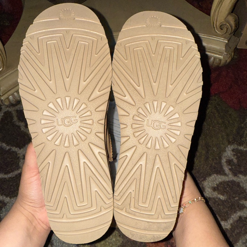 Ugg Classic Ultra Mini - Picture 5 of 6